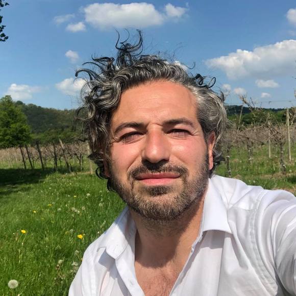 Meet your Posher, Gianluca - Picture 1 of 1